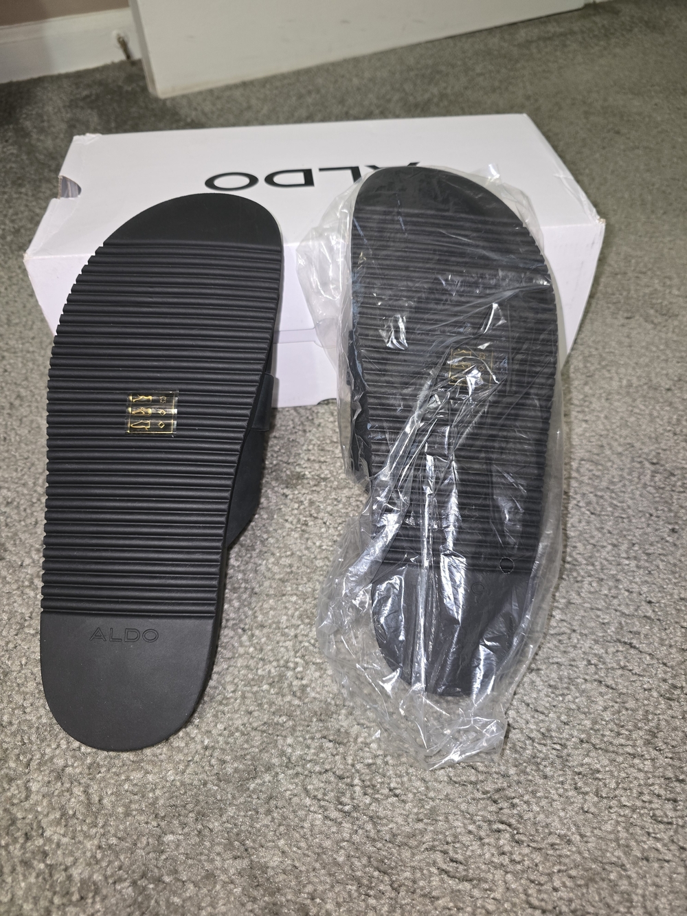 ALDO Alenana Black Slide Sandals with Gold Buckle NIB - Picture 2 of 8